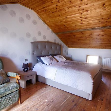 Chambre D'Hotes Au Chant Des Vents Thurageau Екстер'єр фото